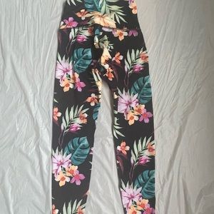 Leggings with flower prints